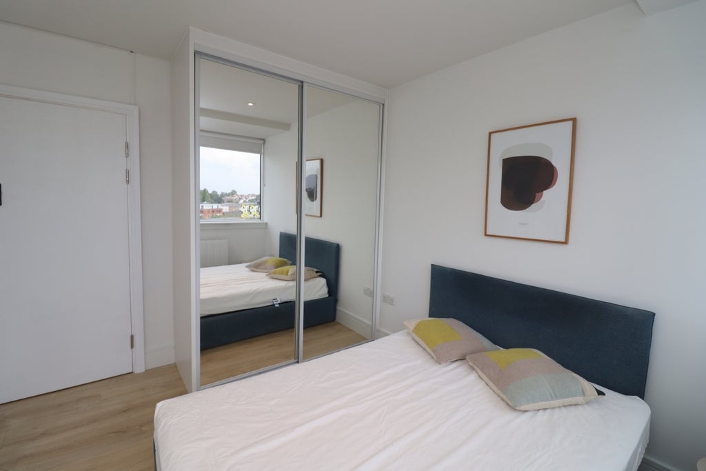 Room Globe Road in Greater London
