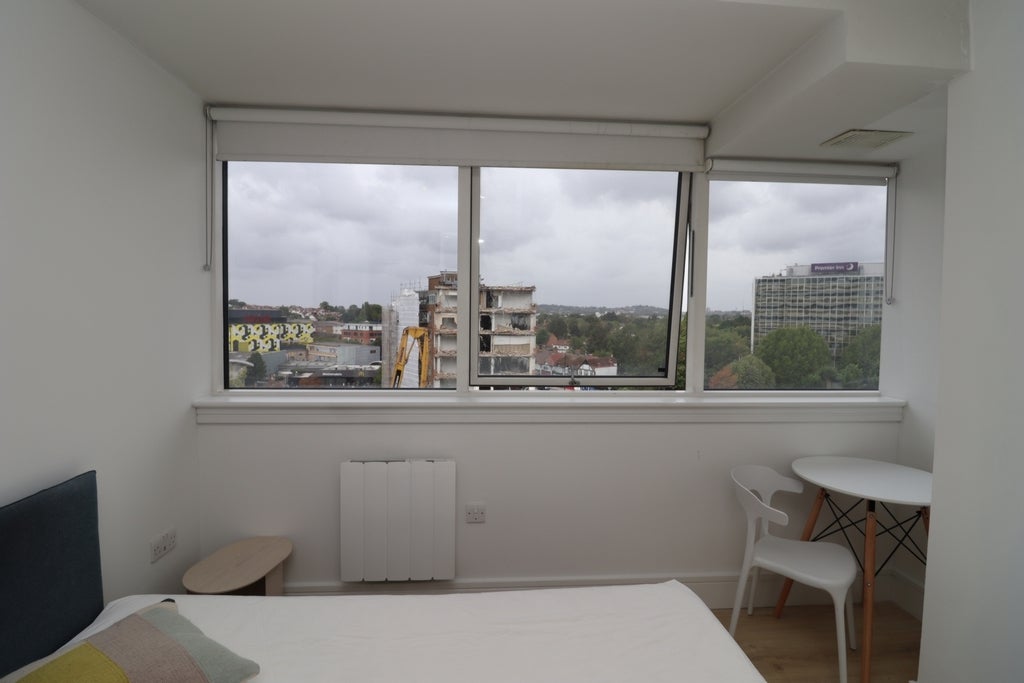 Room Globe Road in Greater London