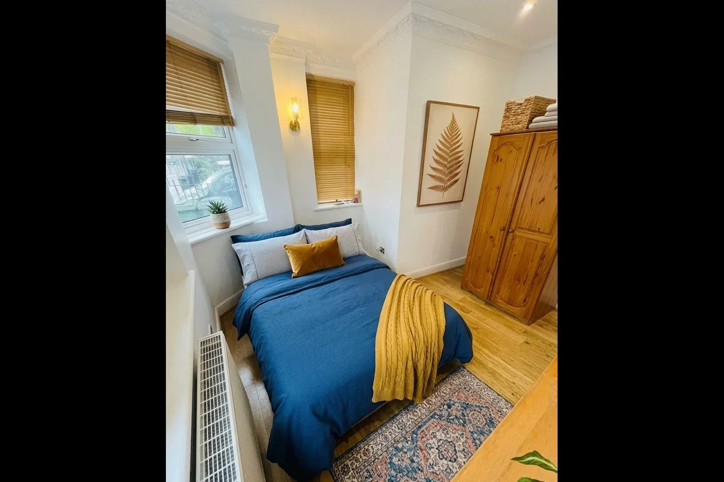 Room Woolwich Road in Greater London