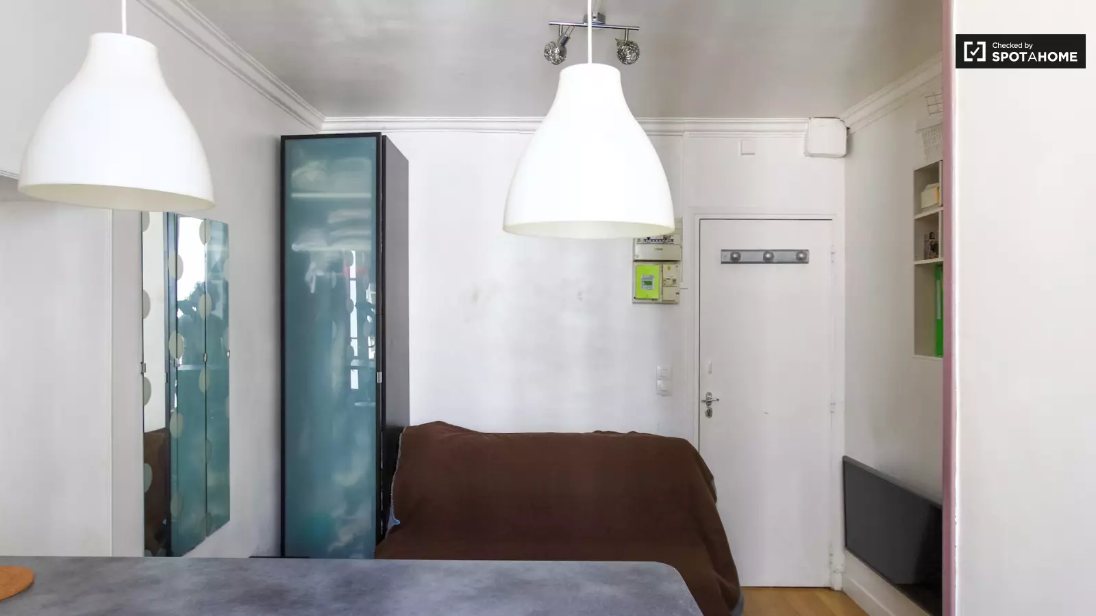 Flat Passage Lathuille in Paris
