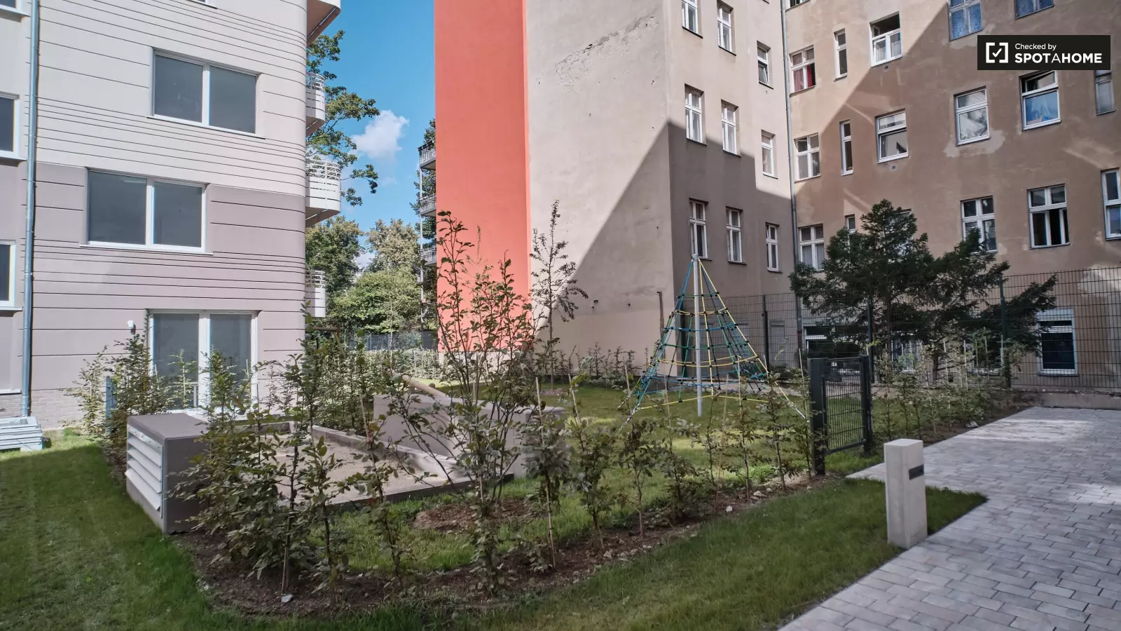 Wohnung Nazarethkirchstraße in Berlin