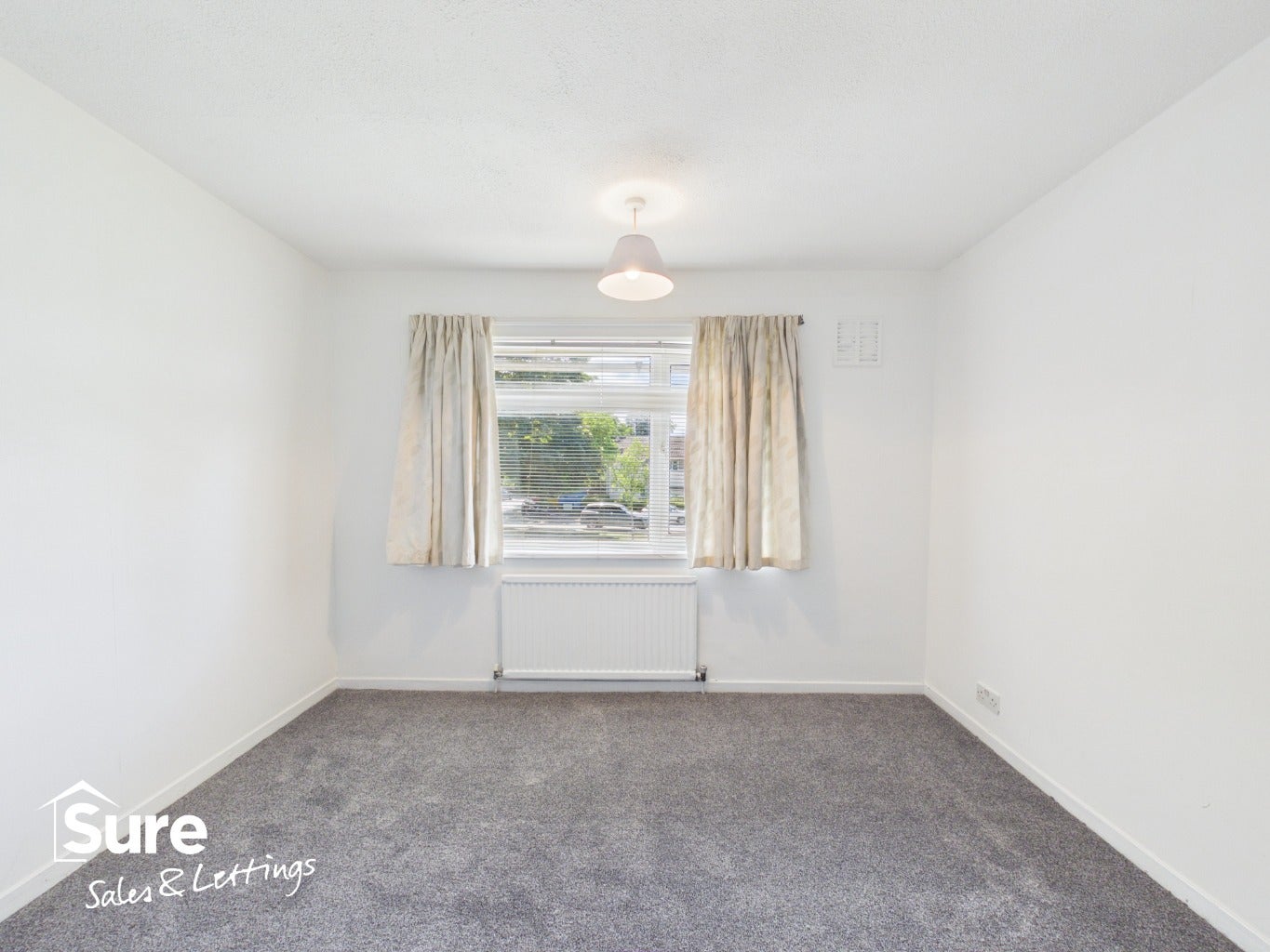 House Bennetts End Close in Dacorum