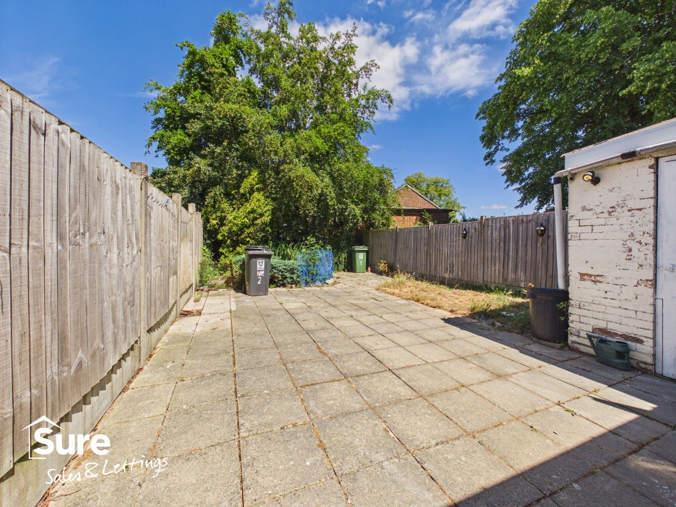 House Bennetts End Close in Dacorum