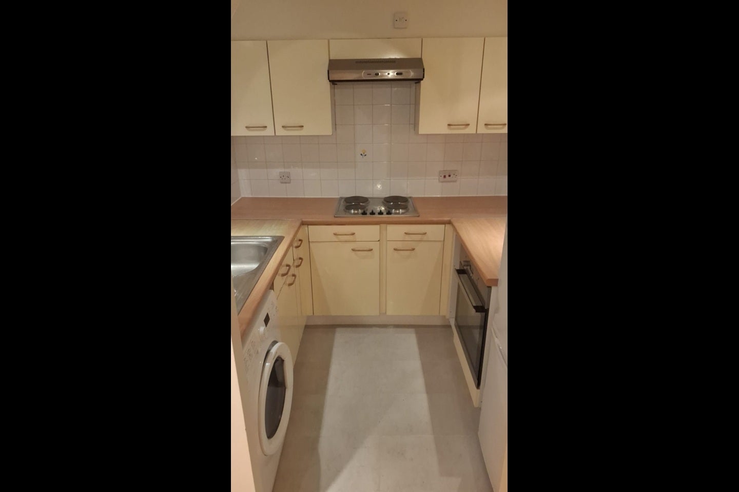 Flat Campbell Gordon Way in Greater London