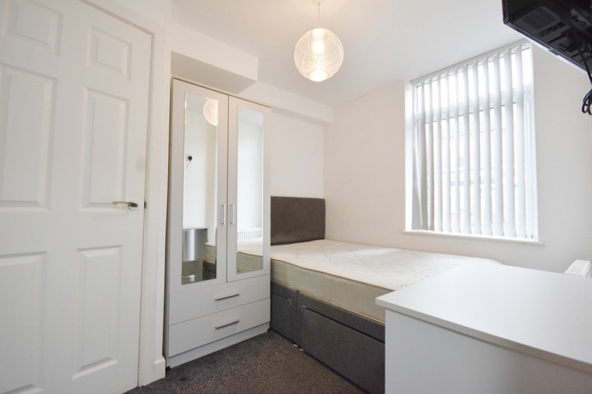 Room Botoner Road in Coventry