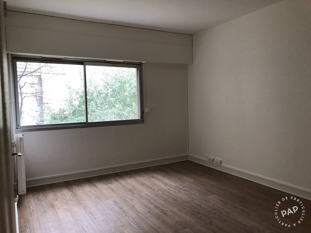 Flat Rue Mousset-Robert in Paris