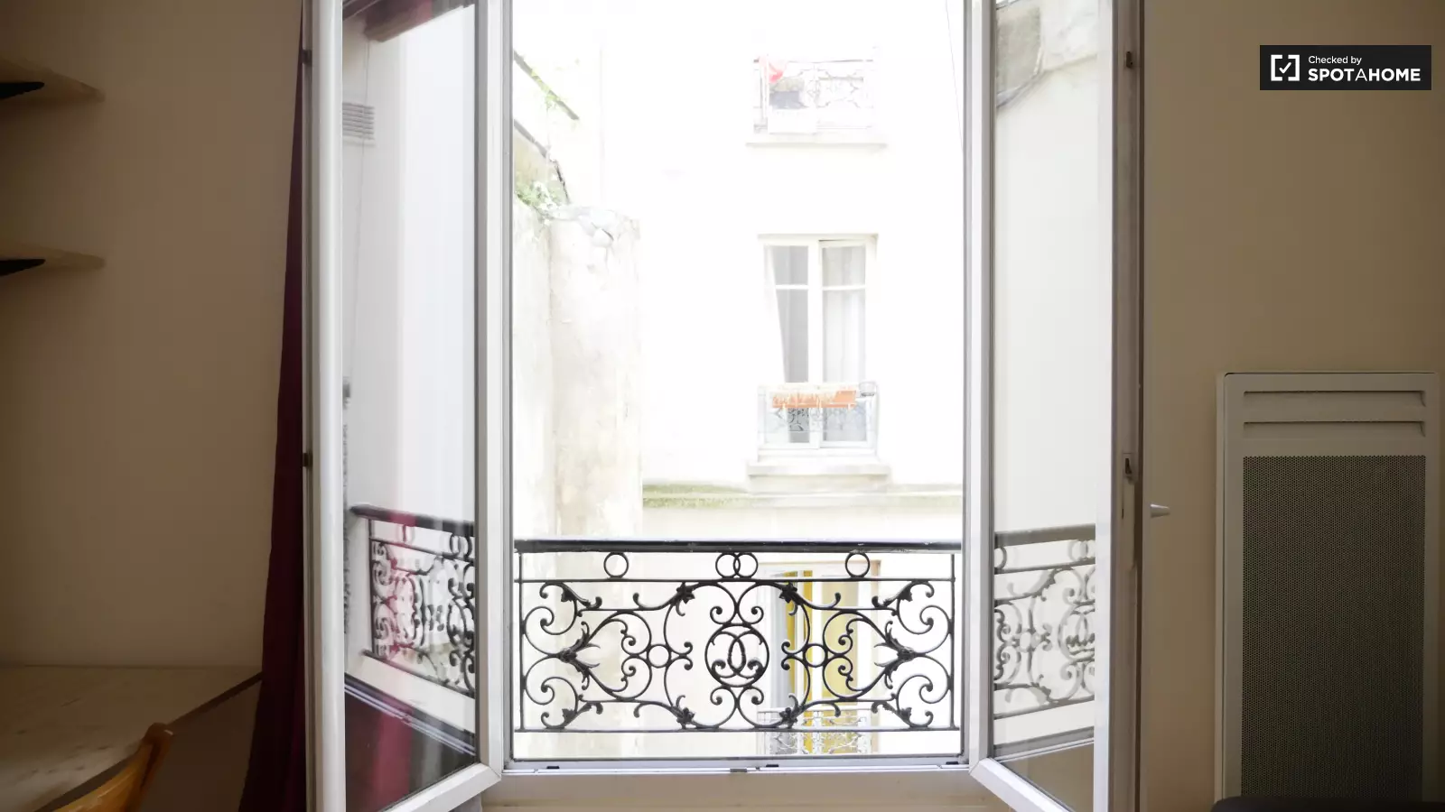 Appartement Rue Myrha à Paris