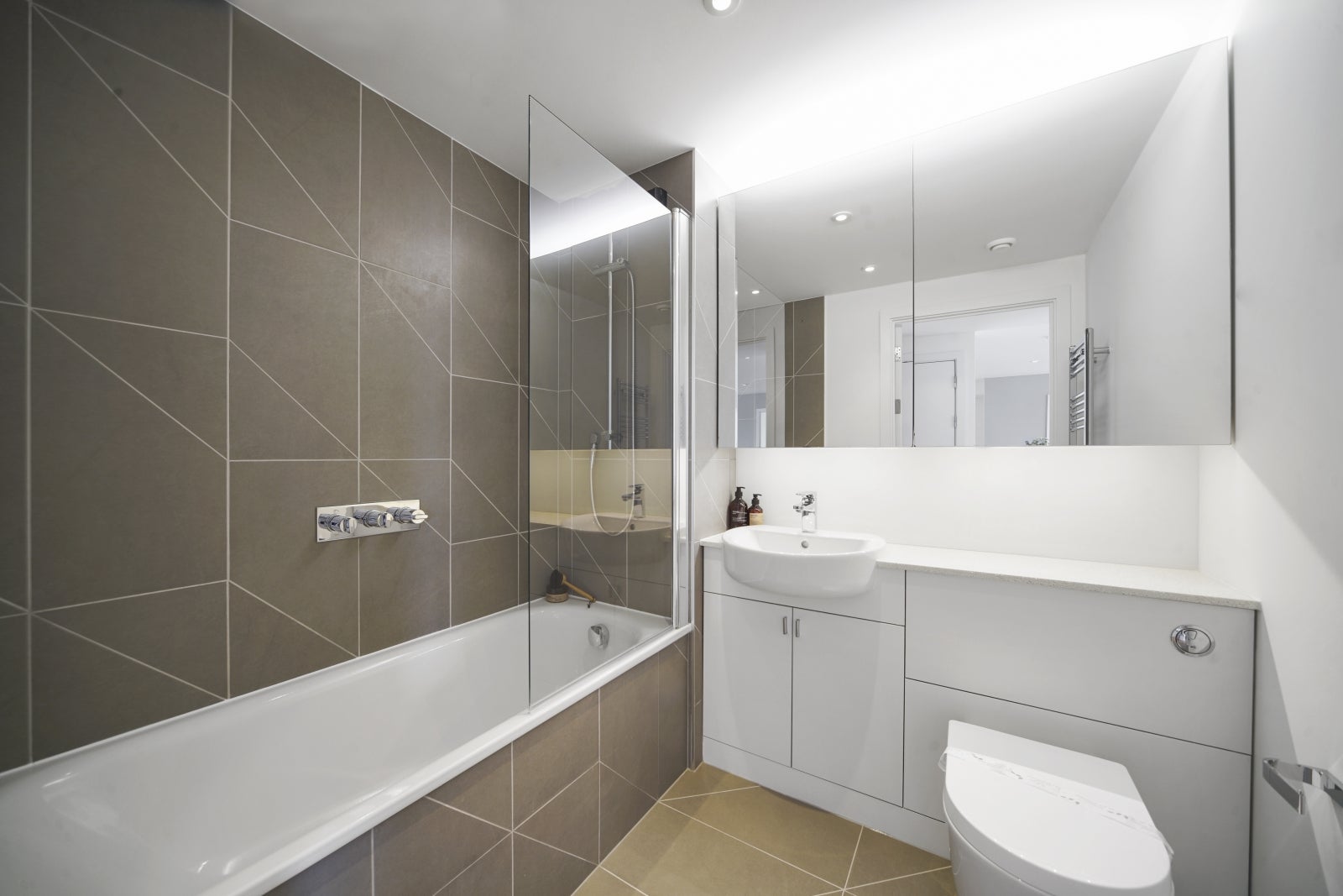 Flat Celebration Avenue in Greater London