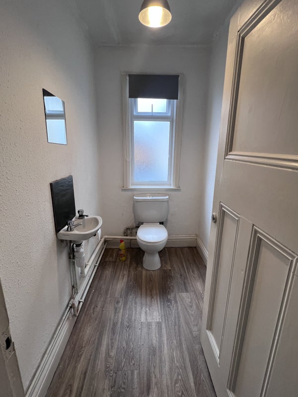 Room Clifton Road in Rugby