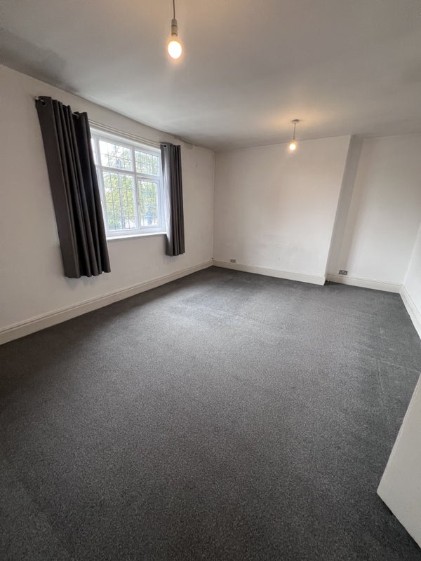 Room Clifton Road in Rugby