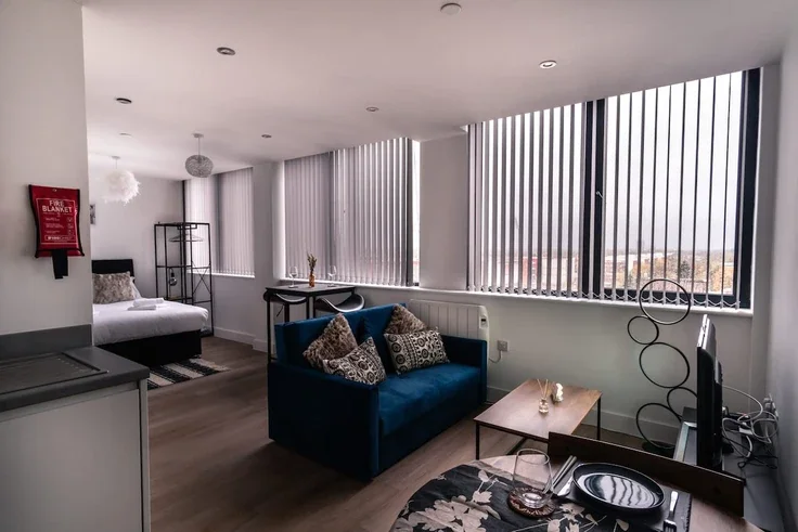 Flat Talbot Road in Trafford