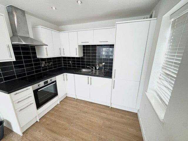 Flat Temple Street in Rugby