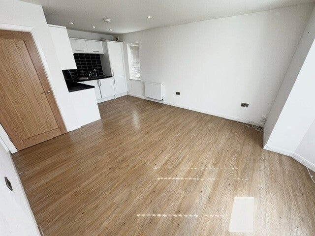 Flat Temple Street in Rugby