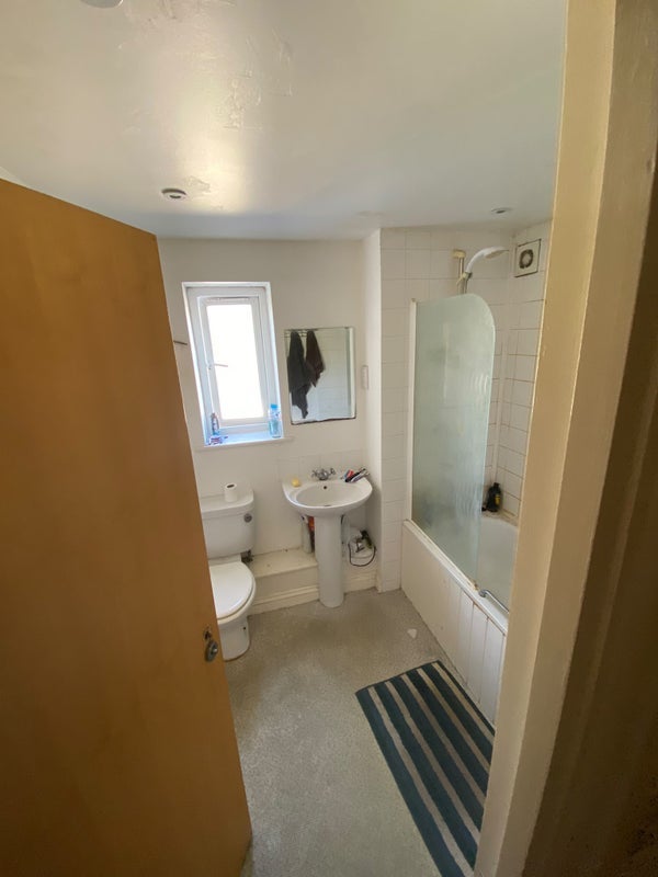 Room Greenbank Road in Bristol