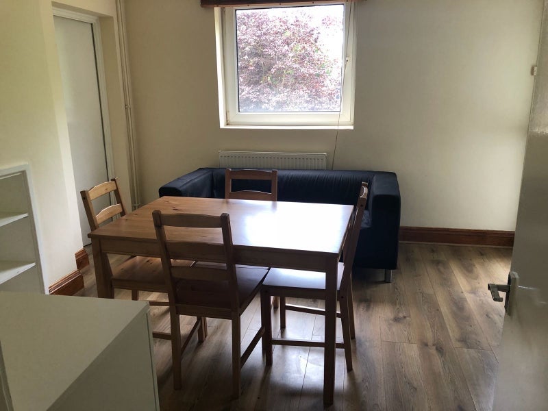 Room Lytton Grove in Greater London