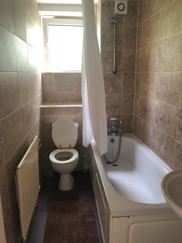 Room Lytton Grove in Greater London