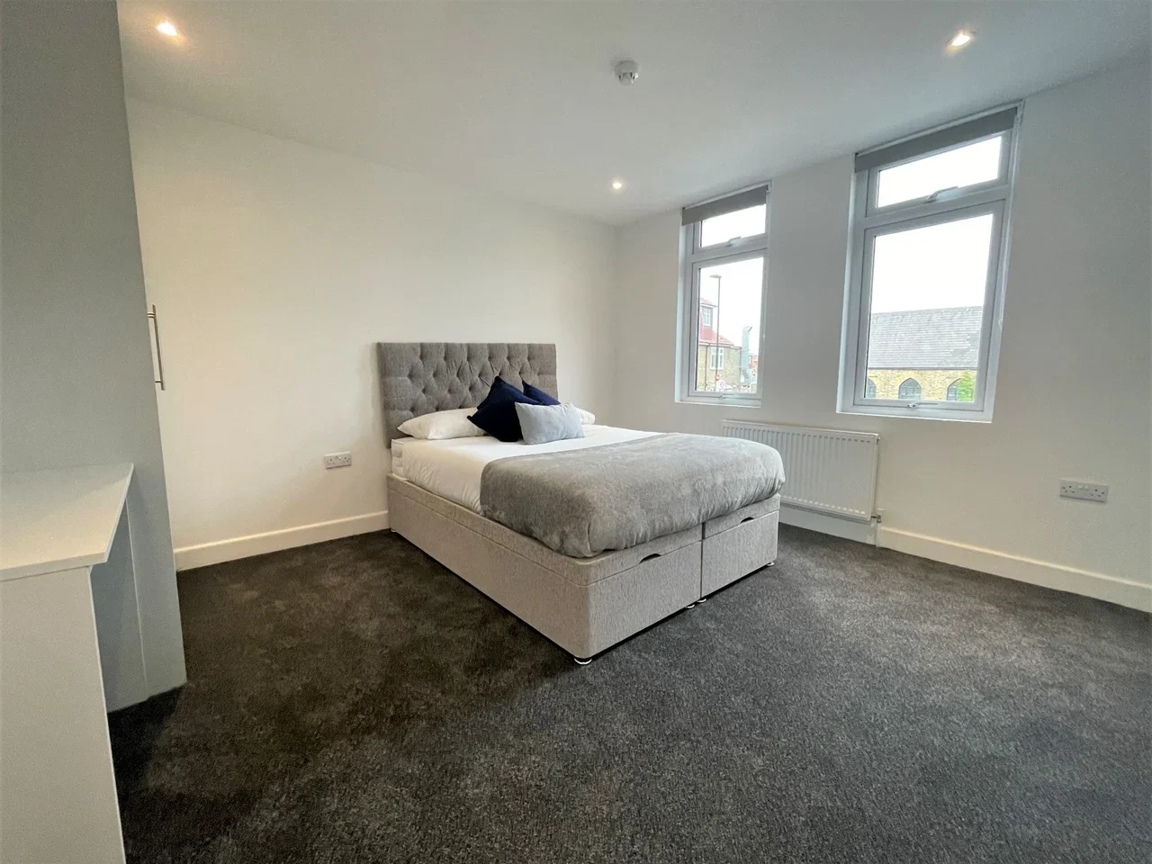 Room Kingsley Road in Greater London