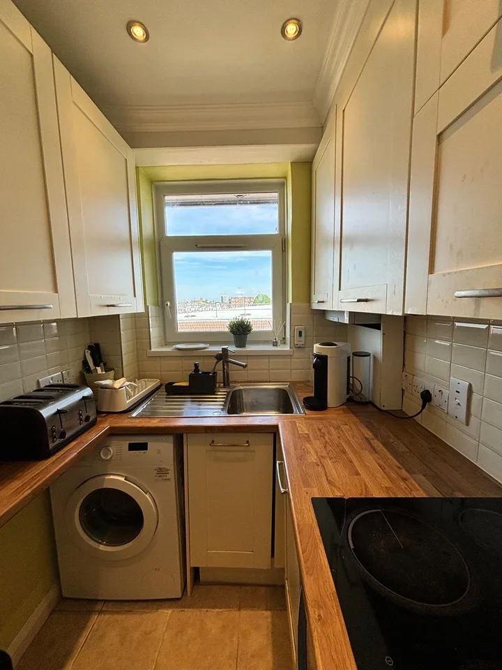Flat Palliser Road in Greater London