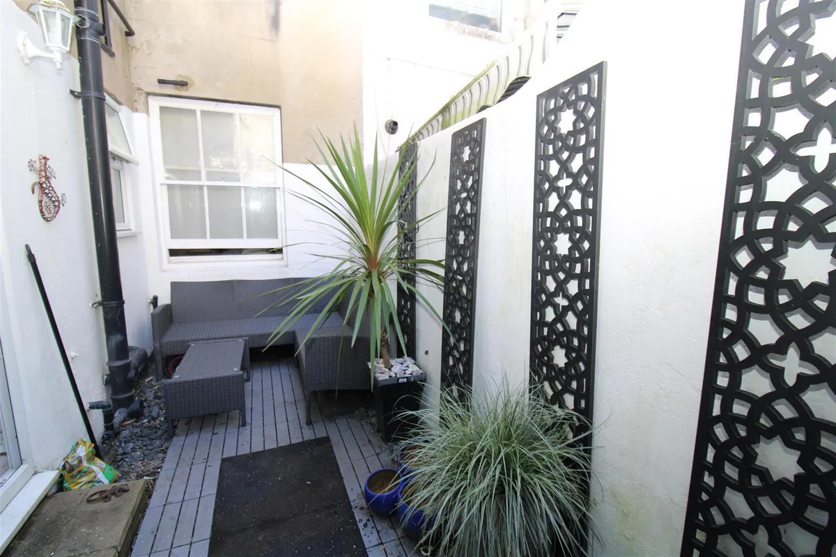 Flat Blatchington Road in Portslade by Sea