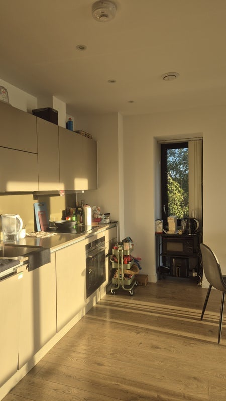 Flat The Pavilions Way in Greater London