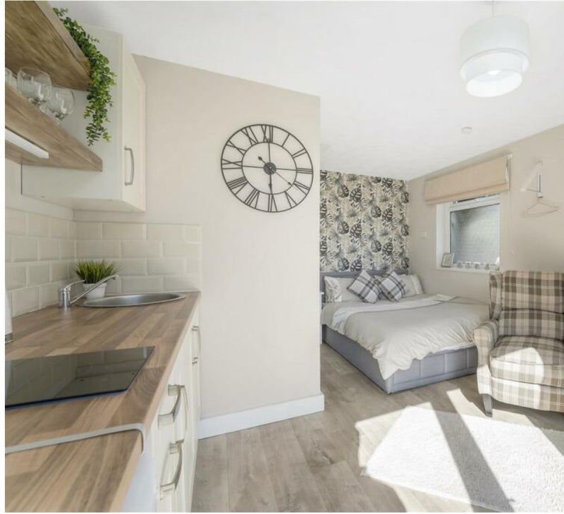 Flat Balmoral Way in Weston-super-Mare