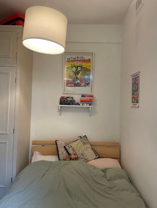 Room Elms Crescent in Greater London