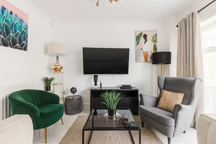 House Wilkes Close in Greater London
