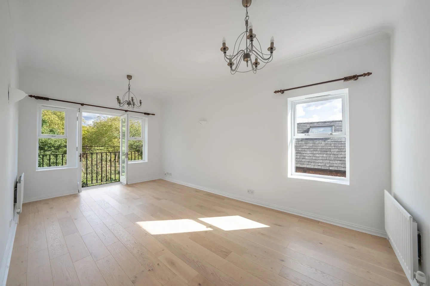 Flat Salusbury Road in Greater London