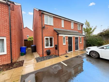 House Adkin Close in East Staffordshire