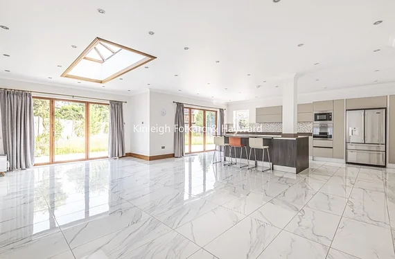 House Saddlescombe Way in Greater London