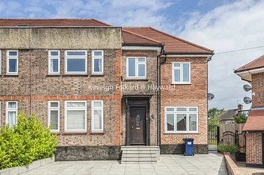House Saddlescombe Way in Greater London
