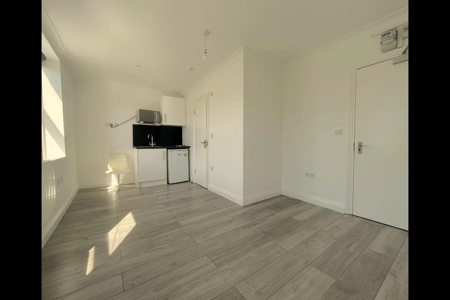 Flat Engleheart Road in Greater London