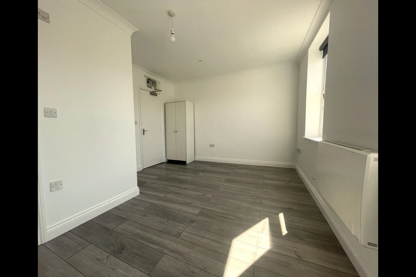 Flat Engleheart Road in Greater London