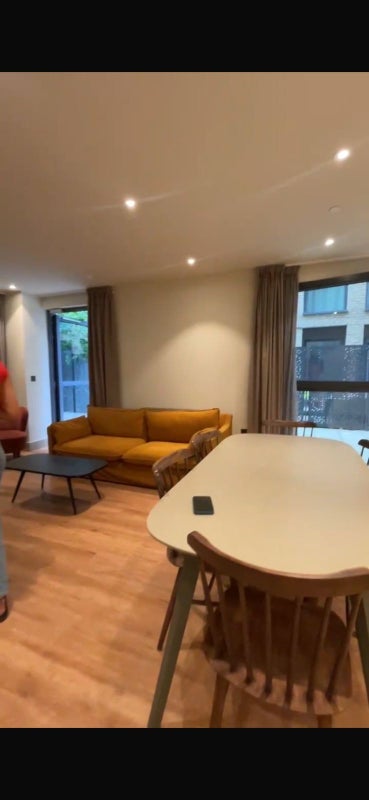 Room Ashley Road in Greater London