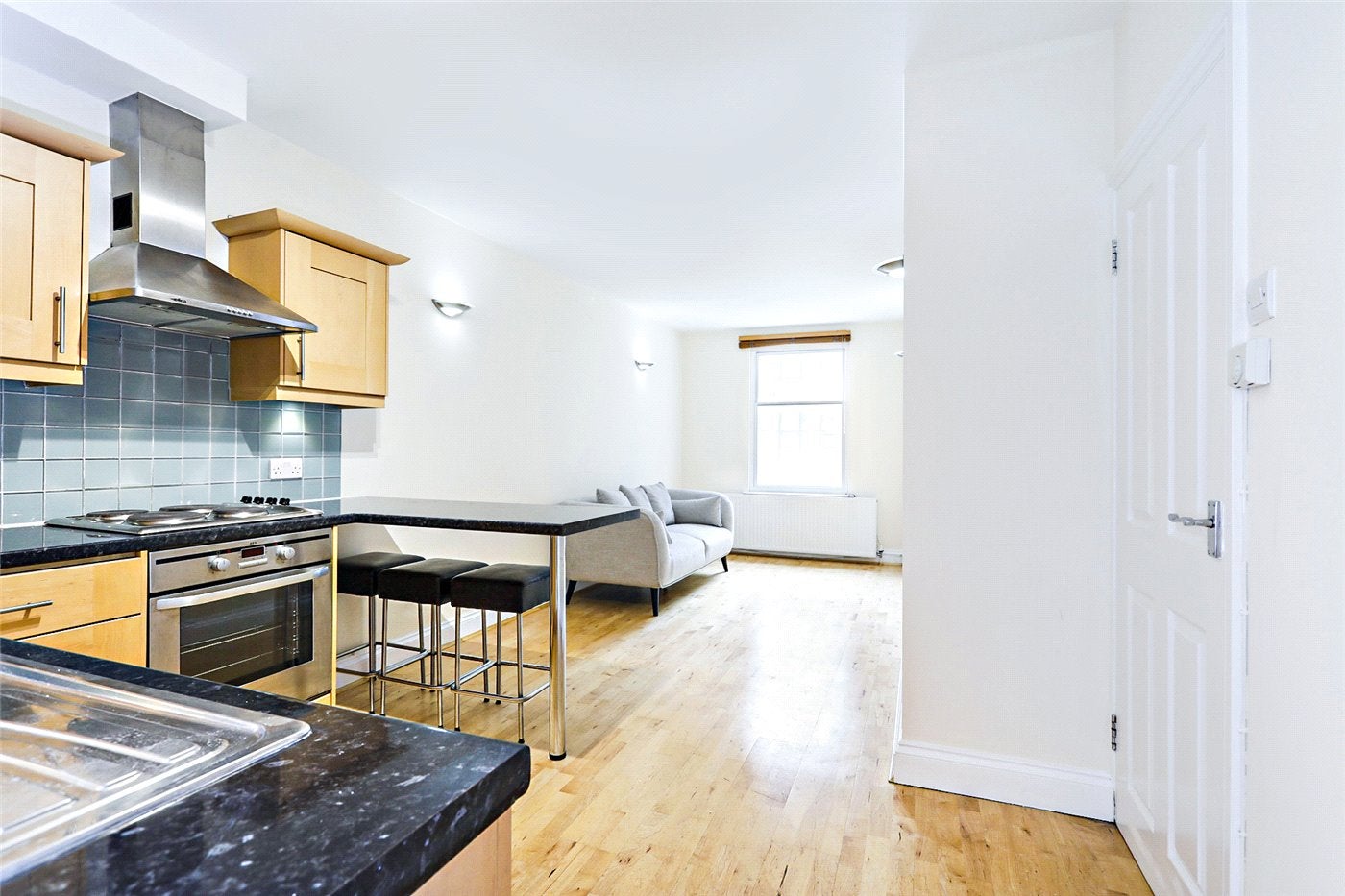 Flat Berwick Street in City of Westminster