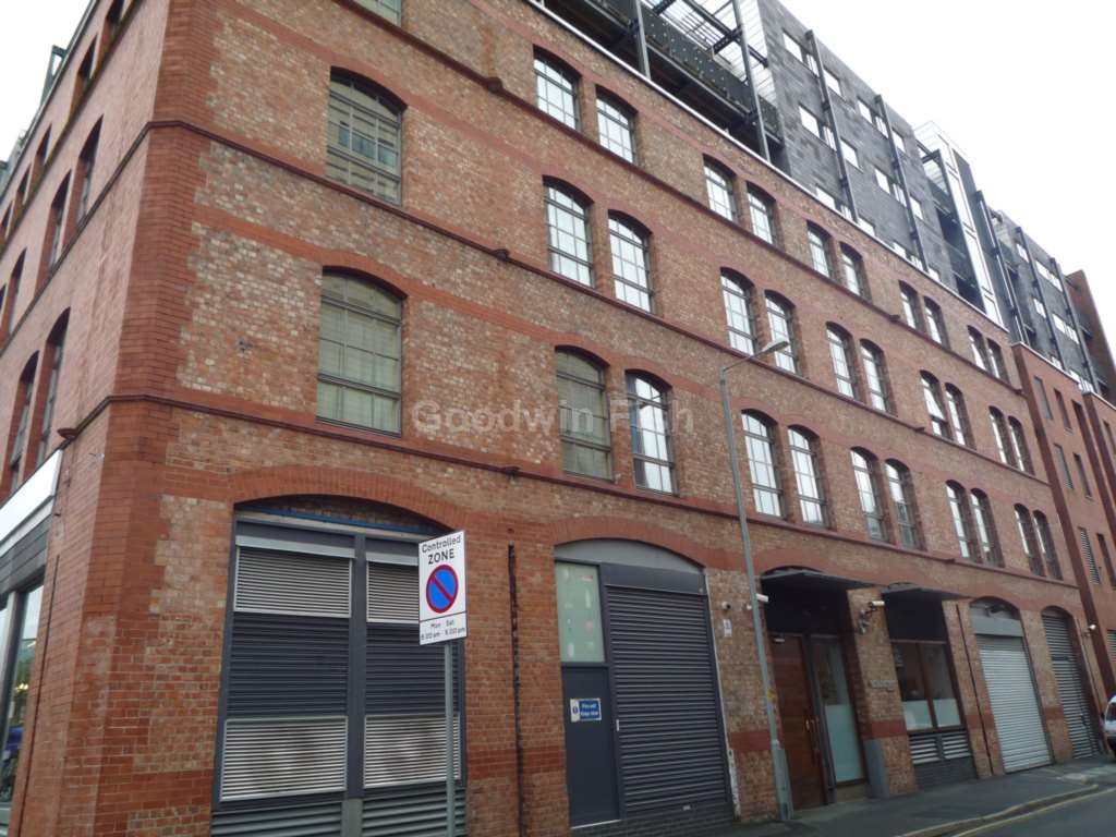Flat Mirabel Street in Manchester