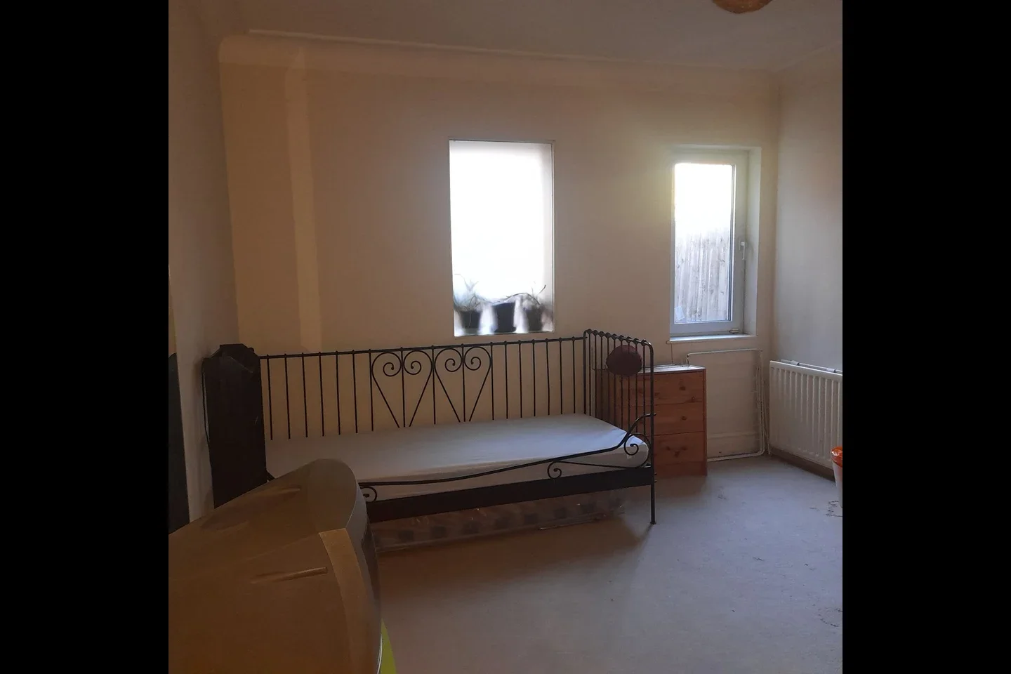 Room Wrottesley Road in Greater London