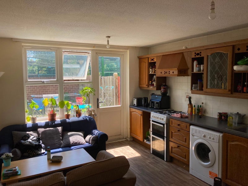 Room Carlisle Walk in Greater London