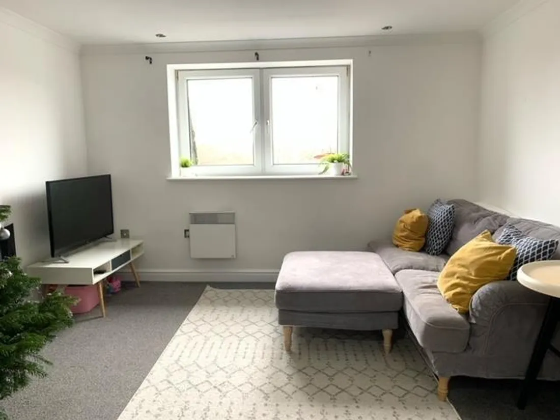 Flat Rhyd-Y-Penau Road in Cardiff