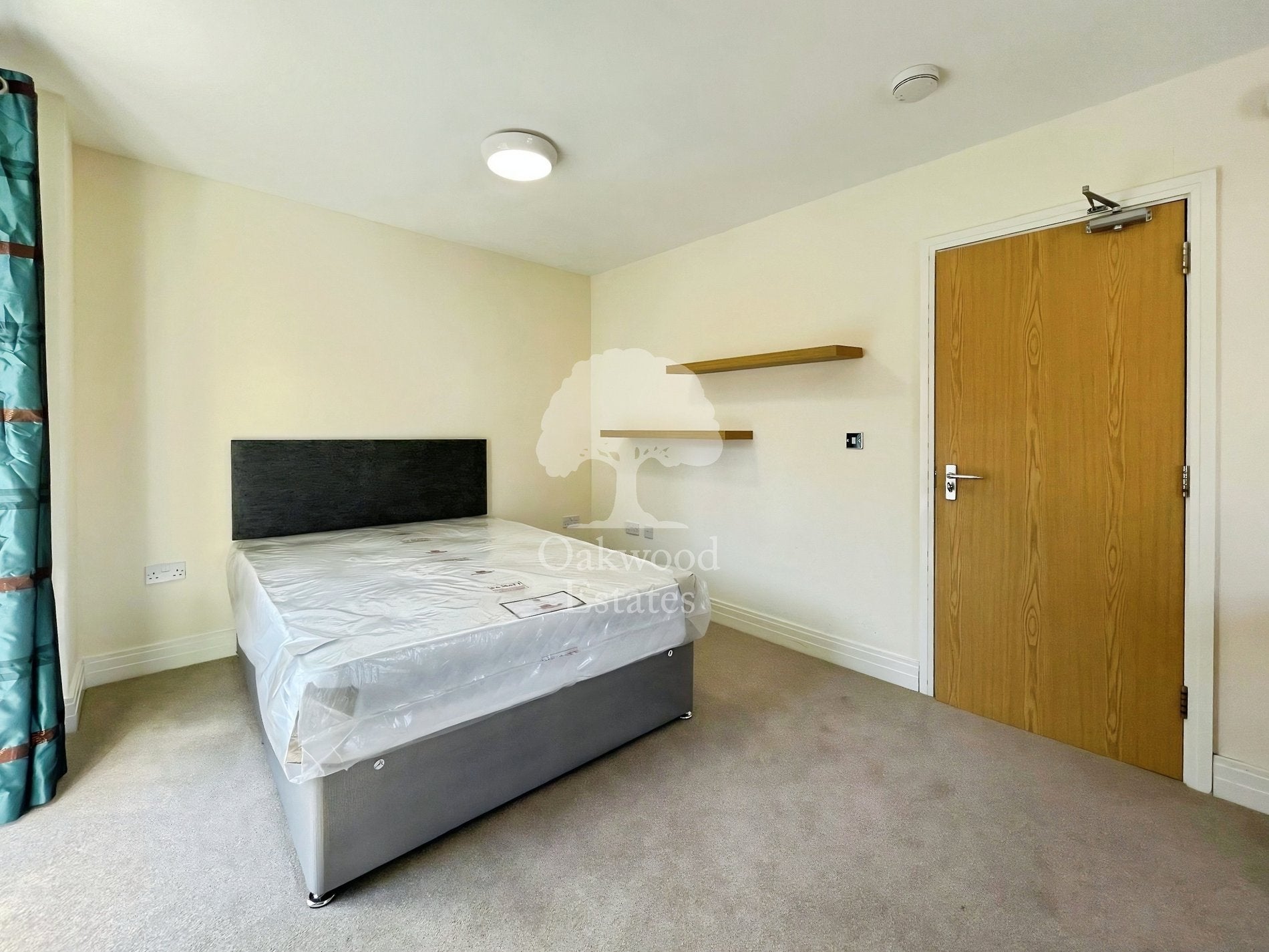 Room Benjamin Lane in Wexham Court