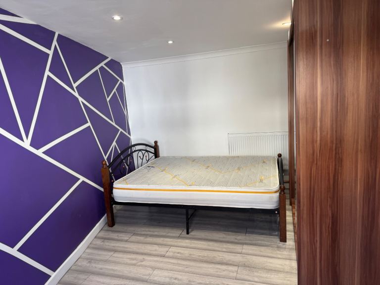 Flat Gainsborough Road in Greater London