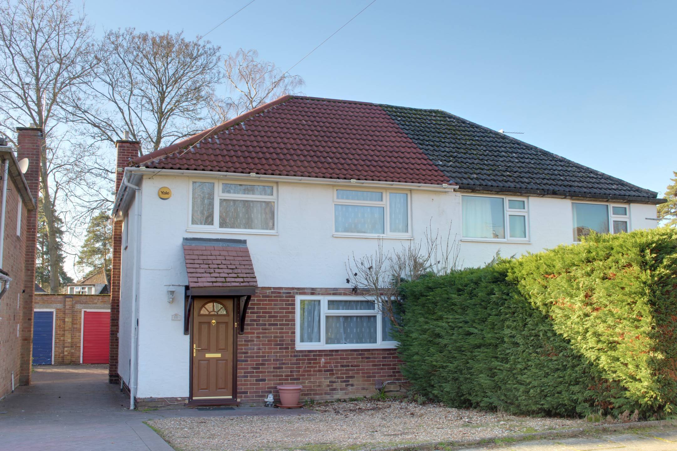 House Hardy Close in Crawley