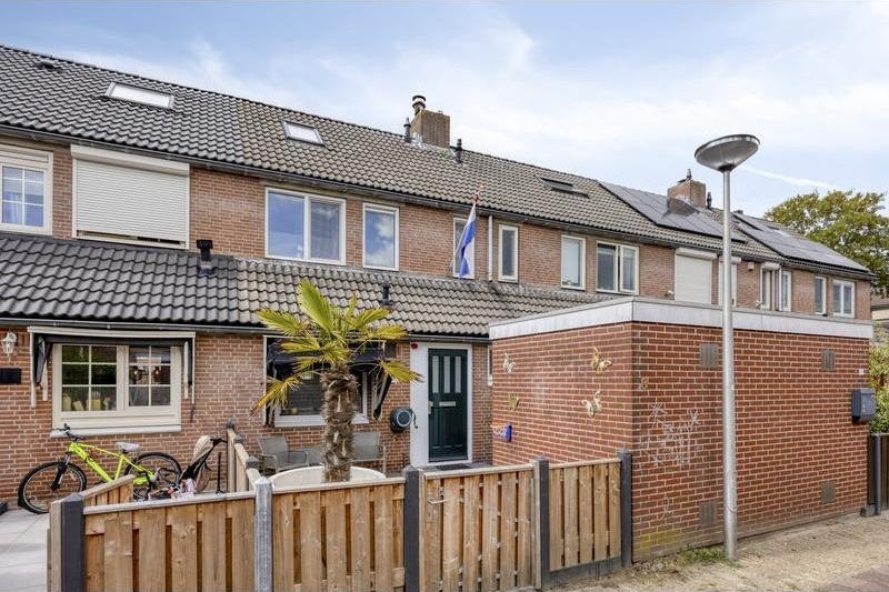 Huis Avocadogaard 8 in Spijkenisse