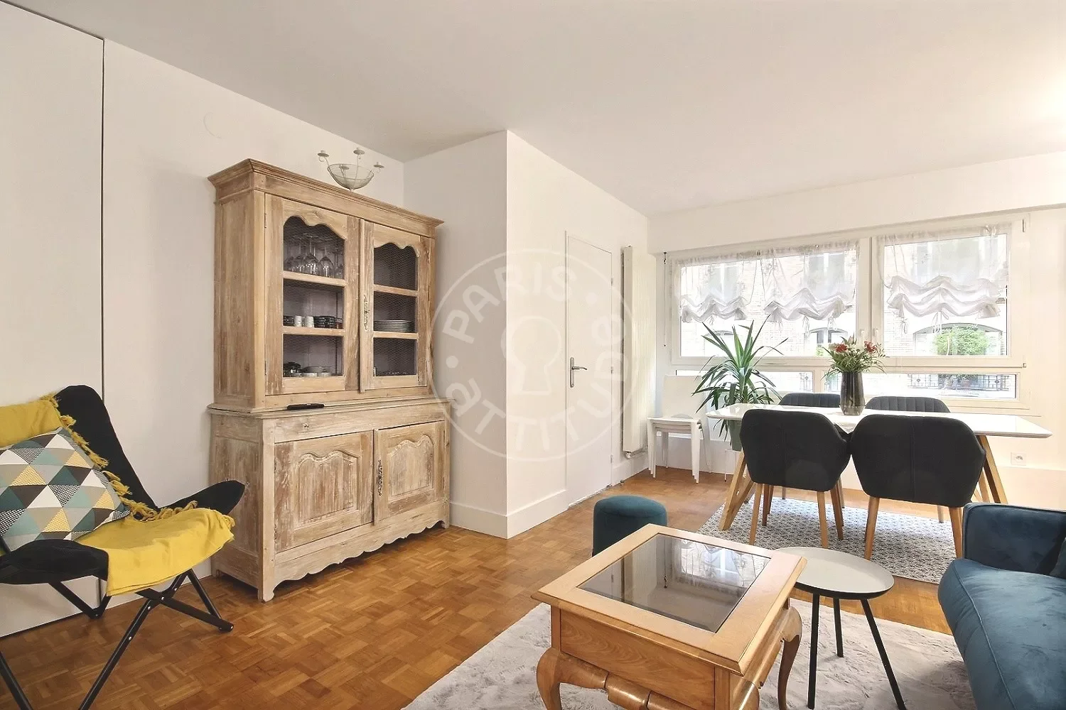 Flat Rue Lacépède in Paris