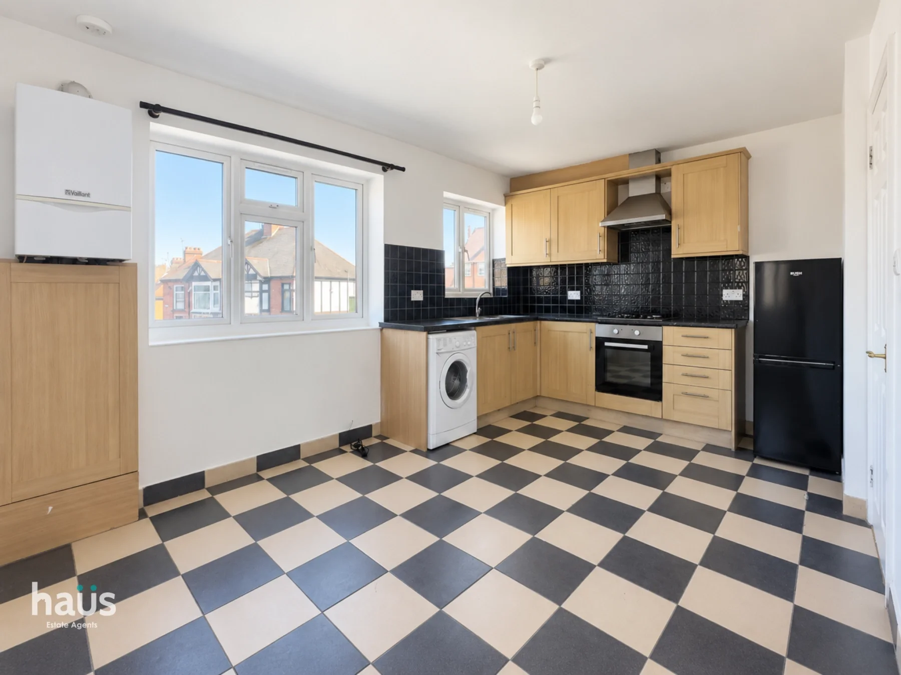 Flat Woodlands Road in Gillingham