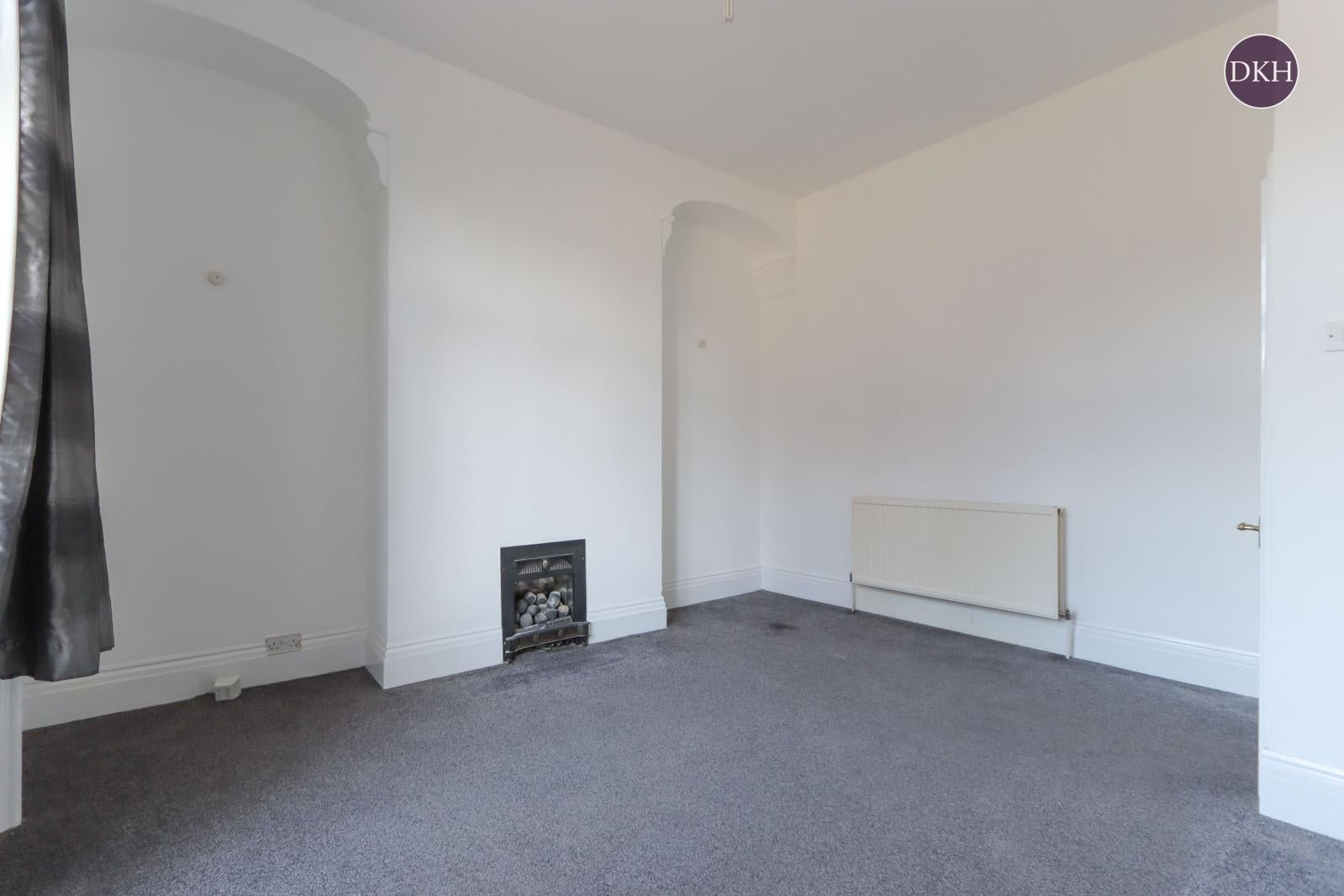 Flat Nascot Road in Watford