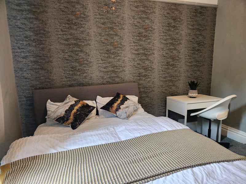 Room Hill Street in Rugby