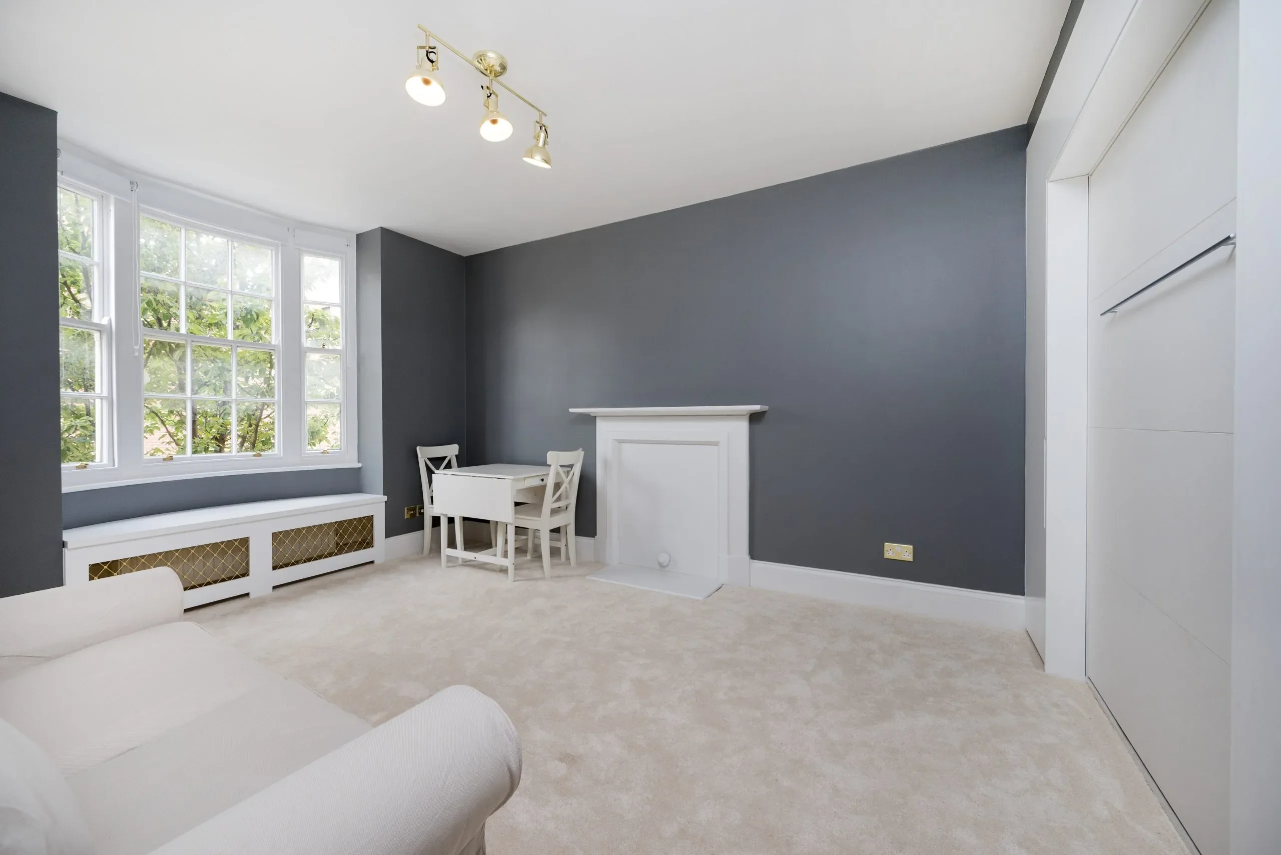 Flat Queensway in City of Westminster