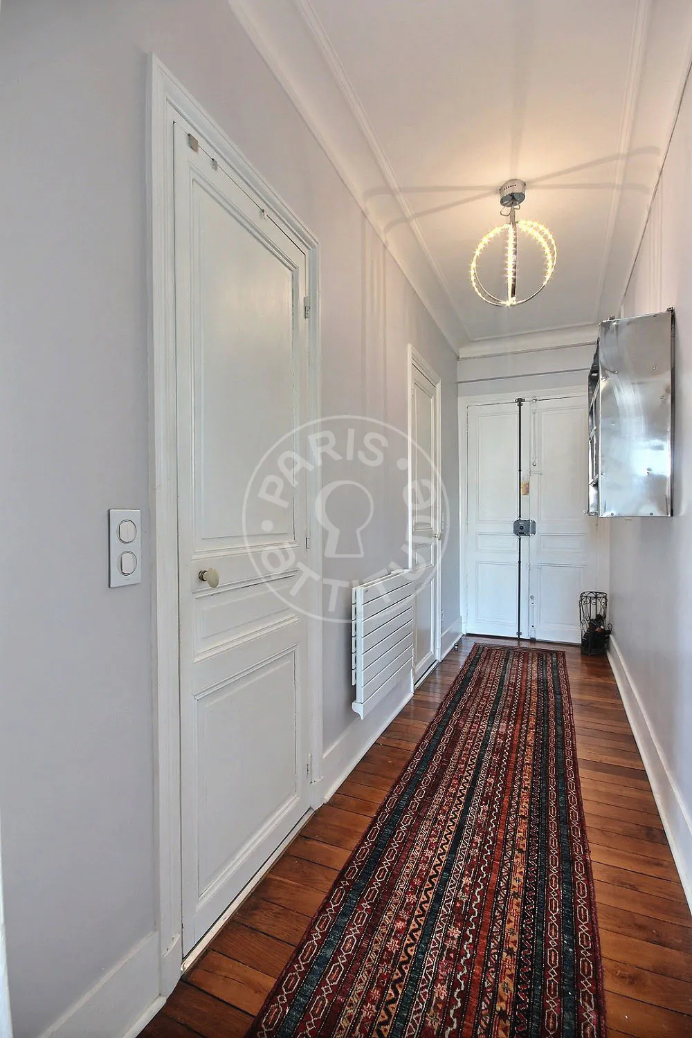 Appartement Place Gambetta à Paris