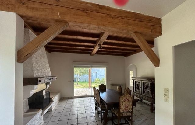 House Rue des Treilles in Libourne